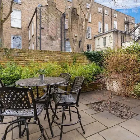 The Mews, 2 Nyaraló Dublin